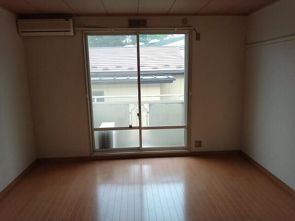 サンライフ川平の物件内観写真